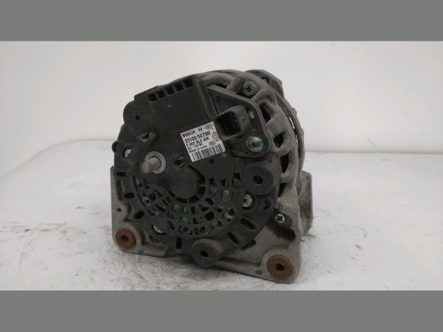 bontott DACIA LOGAN Generátor