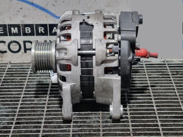 bontott DACIA LOGAN Generátor