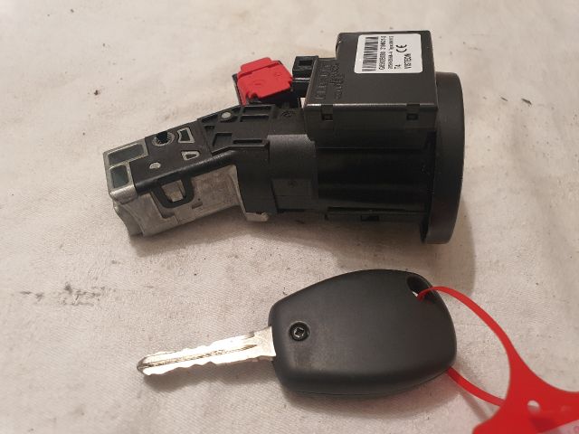 bontott DACIA LOGAN Gyújtáskapcsoló Házzal