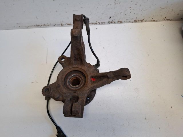 bontott DACIA LOGAN Jobb első Csonkállvány Kerékaggyal