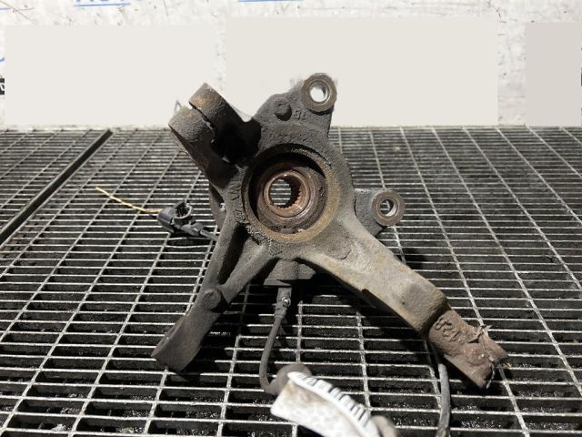 bontott DACIA LOGAN Jobb első Csonkállvány