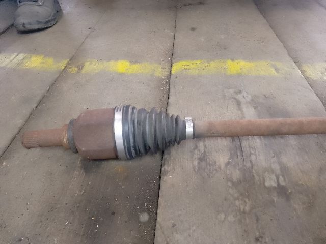 bontott DACIA LOGAN Jobb Féltengely