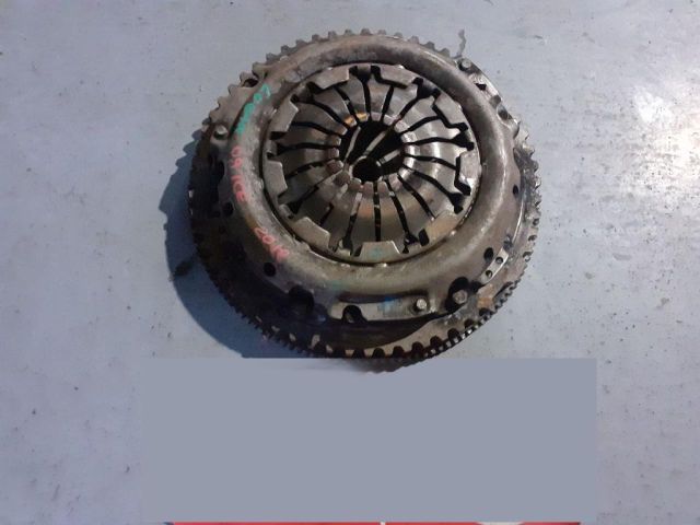 bontott DACIA LOGAN Kuplung Szett (Szerkezet, Tárcsa)