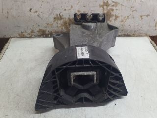 bontott DACIA LOGAN Motor Tartó Bak Jobb