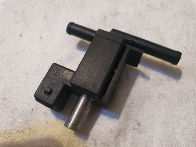 bontott DACIA LOGAN Turbó Vákum Szelep