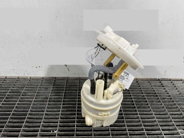 bontott DACIA LOGAN Üzemanyag Szivattyú