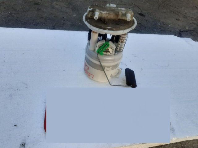 bontott DACIA LOGAN Üzemanyag Szivattyú