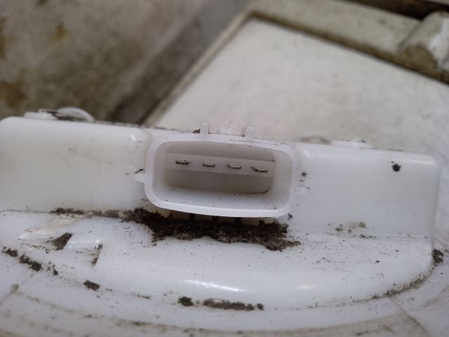 bontott DACIA LOGAN Üzemanyag Szivattyú