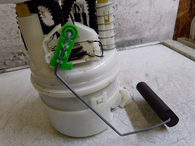 bontott DACIA LOGAN Üzemanyag Szivattyú