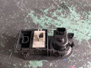 bontott DACIA LOGAN Tükör Állító Elektronika