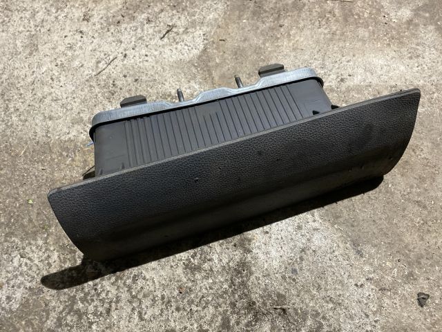 bontott DACIA LOGAN Utasoldali Légzsák