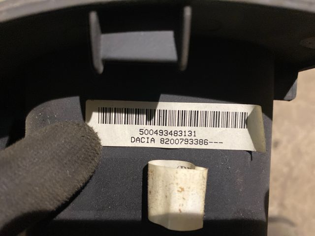 bontott DACIA LOGAN Utasoldali Légzsák