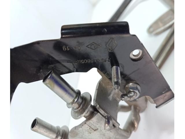 bontott DACIA LOGAN Üzemanyagcső