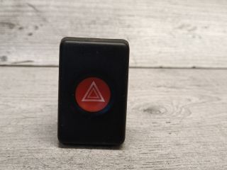 bontott DACIA LOGAN Vészvillogó Kapcsoló