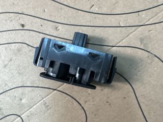 bontott DACIA LOGAN Vészvillogó Kapcsoló