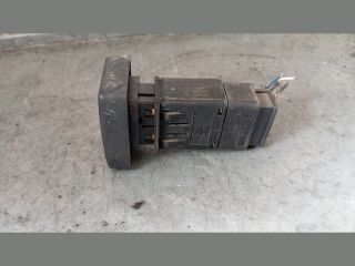 bontott DACIA LOGAN Vészvillogó Kapcsoló