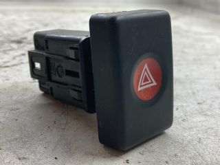 bontott DACIA LOGAN Vészvillogó Kapcsoló