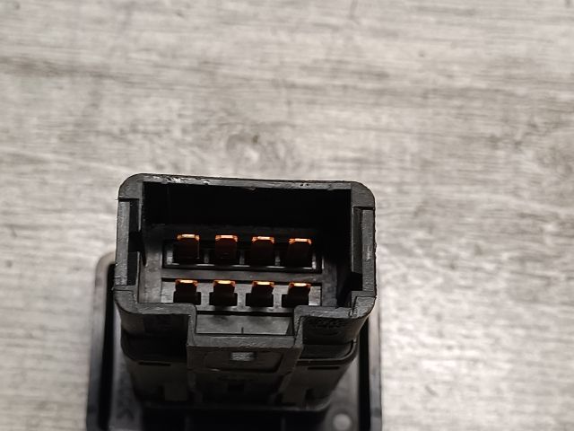 bontott DACIA LOGAN Vészvillogó Kapcsoló