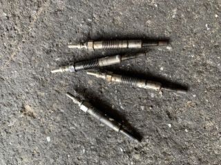 bontott DACIA PICK UP Izzító/Gyújtó Gyertya