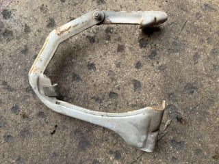 bontott DACIA PICK UP Motorháztető Bal Zsanér