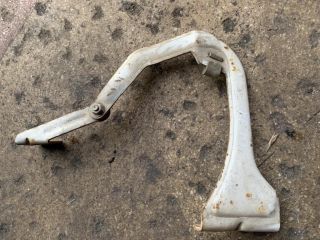 bontott DACIA PICK UP Motorháztető Jobb Zsanér