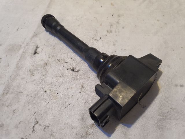 bontott DACIA SANDERO Gyújtótrafó