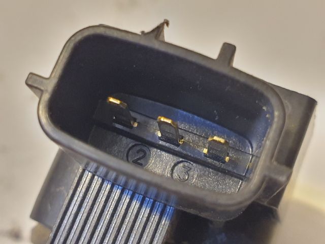 bontott DACIA SANDERO Gyújtótrafó