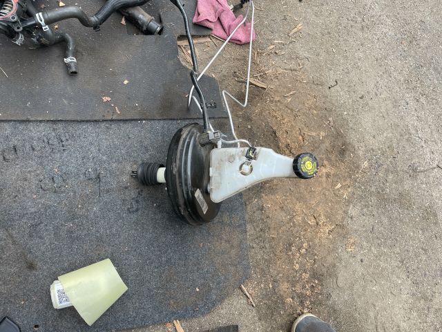 bontott DACIA SANDERO Fékrásegítő