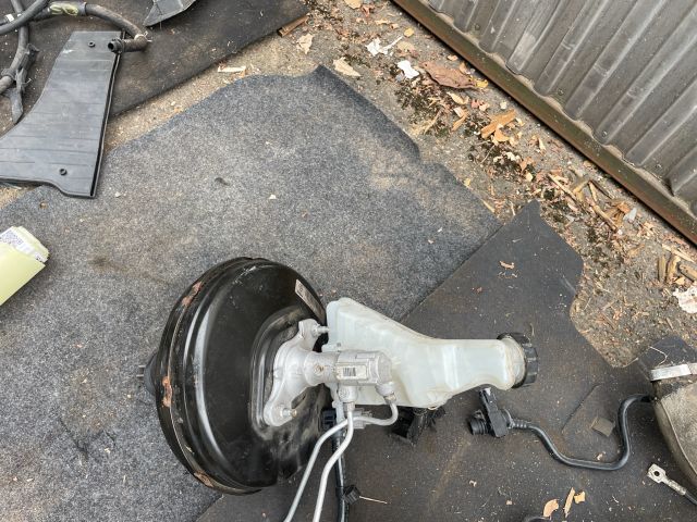 bontott DACIA SANDERO Fékrásegítő