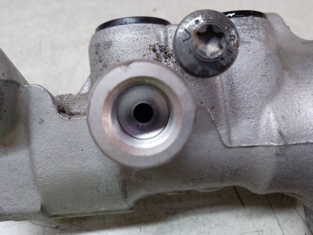 bontott DACIA SANDERO Főfékhenger