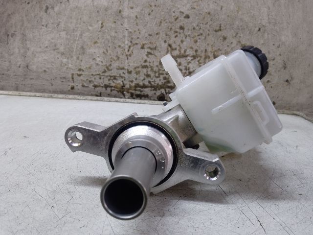 bontott DACIA SANDERO Főfékhenger