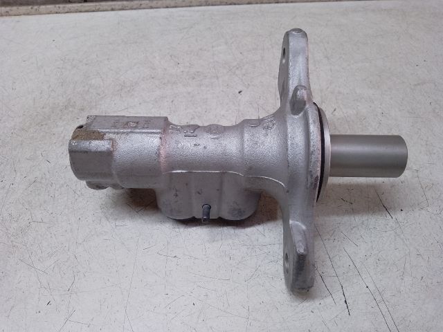 bontott DACIA SANDERO Főfékhenger