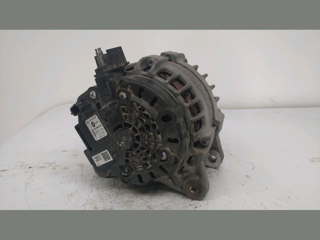 bontott DACIA SANDERO Generátor