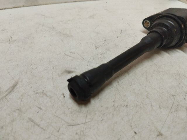 bontott DACIA SANDERO Gyújtótrafó