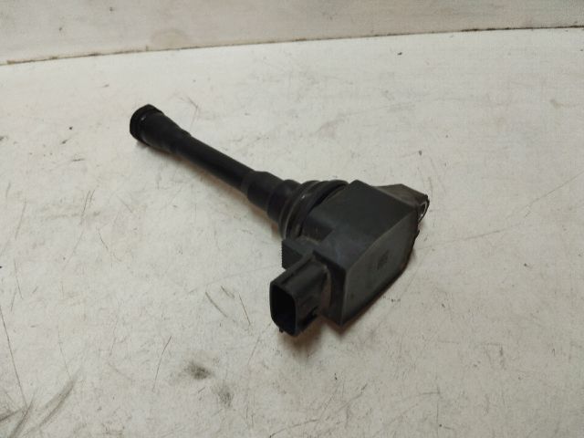 bontott DACIA SANDERO Gyújtótrafó