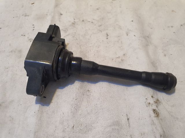 bontott DACIA SANDERO Gyújtótrafó