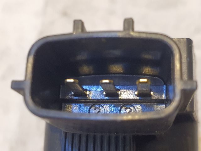 bontott DACIA SANDERO Gyújtótrafó