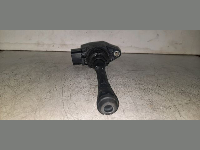 bontott DACIA SANDERO Gyújtótrafó