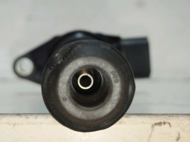 bontott DACIA SANDERO Gyújtótrafó