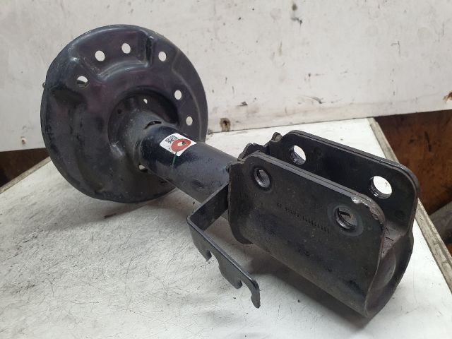 bontott DACIA SANDERO Jobb első Lengéscsillapító