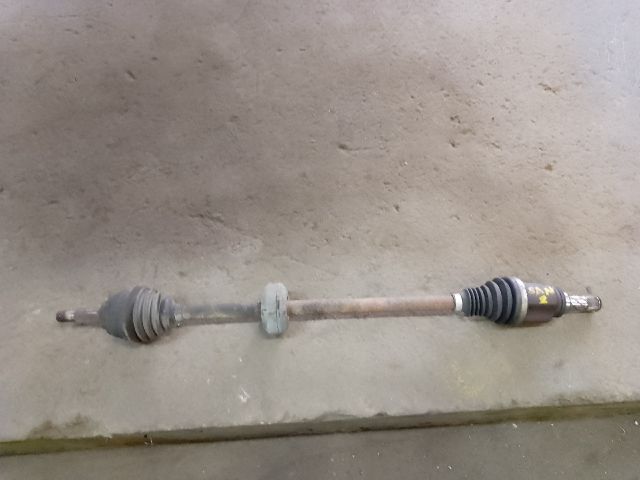 bontott DACIA SANDERO Jobb Féltengely