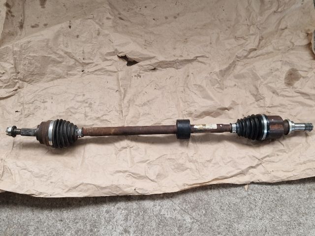 bontott DACIA SANDERO Jobb Féltengely