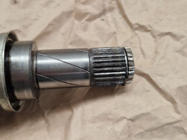 bontott DACIA SANDERO Jobb Féltengely