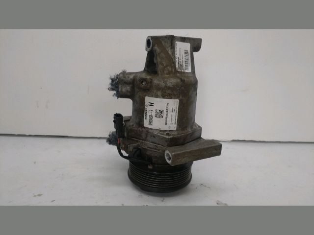 bontott DACIA SANDERO Klímakompresszor