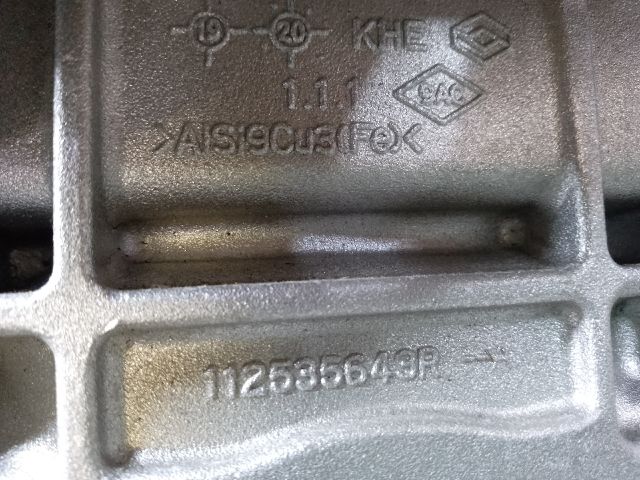 bontott DACIA SANDERO Motor Tartó Bak Jobb