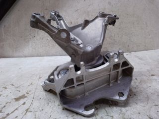 bontott DACIA SANDERO Motor Tartó Bak Jobb