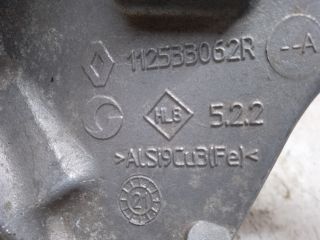 bontott DACIA SANDERO Motor Tartó Bak Jobb