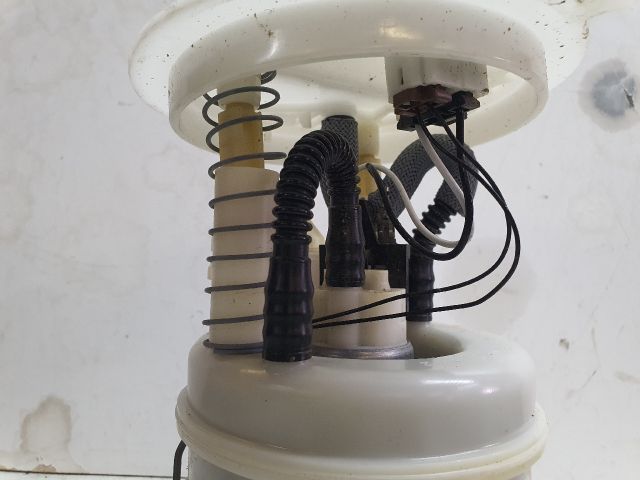 bontott DACIA SANDERO Üzemanyag Szivattyú