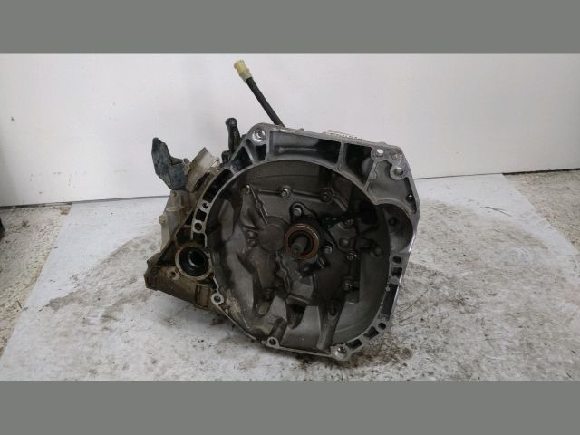 bontott DACIA SANDERO Váltó (Mechanikus)