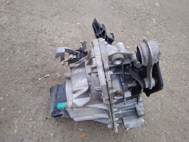 bontott DACIA SANDERO Váltó (Mechanikus)